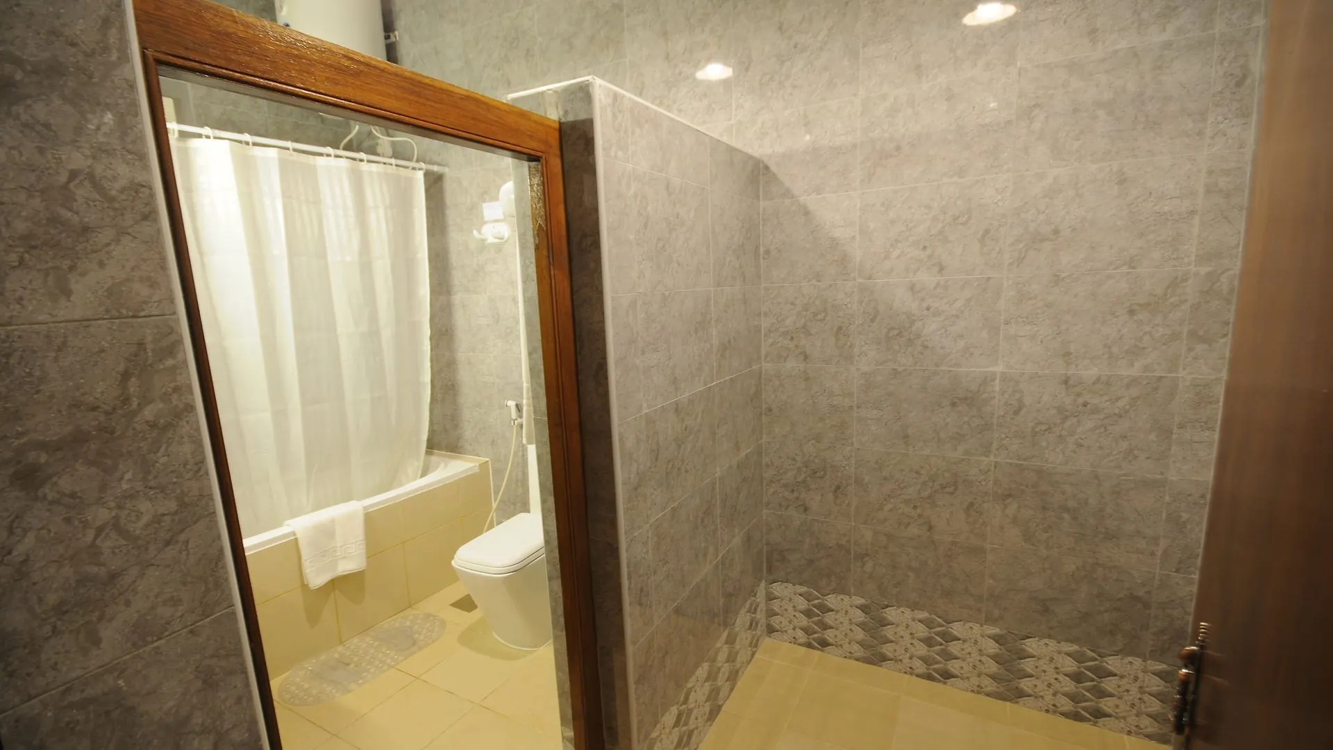 Capital O160 Lumbini Dream Garden Guest House Llc Dubai 2*,  United Arab Emirates